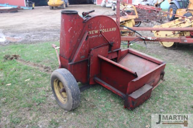 Image of New Holland S23 equipment image 3