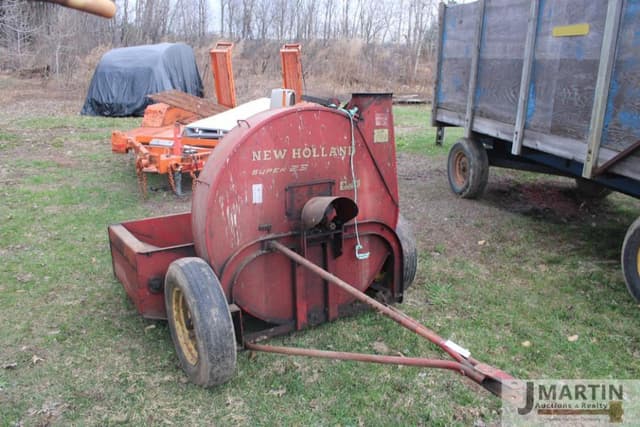 Image of New Holland S23 equipment image 1