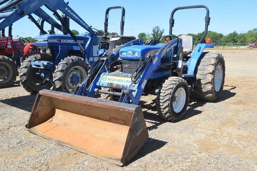 Image of New Holland T1530 Primary image