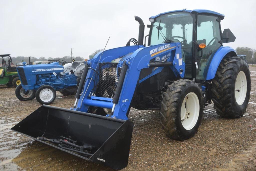 New Holland T4.100 Equipment Image0