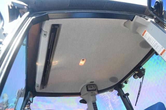 Image of New Holland T4.75 equipment image 4