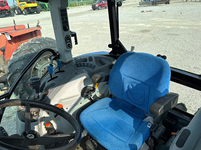 Image of New Holland T4.75 equipment image 1