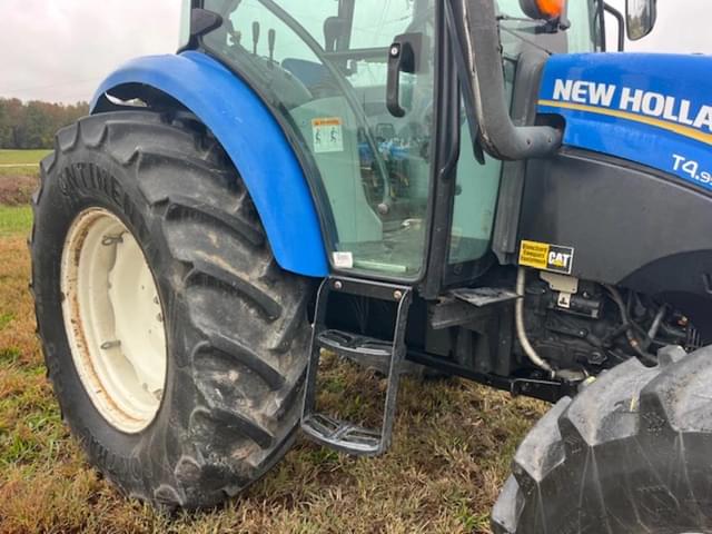 Image of New Holland T4.95 equipment image 4