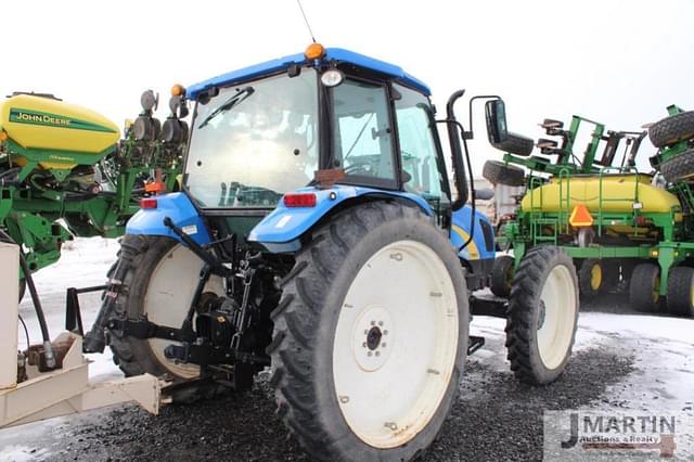 Image of New Holland T5050 equipment image 2