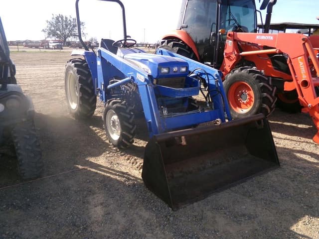 Image of New Holland TC30 equipment image 3