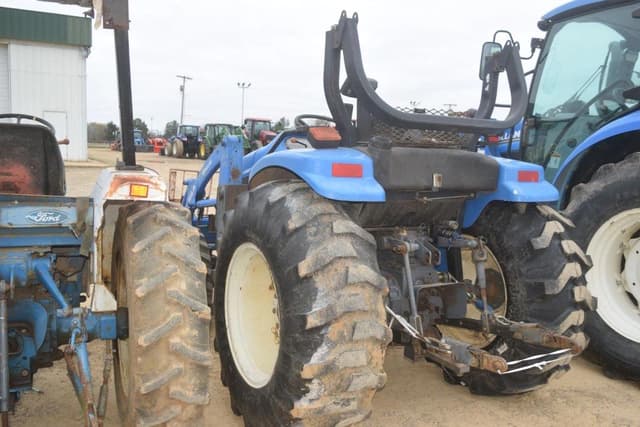 Image of New Holland TC35 equipment image 1