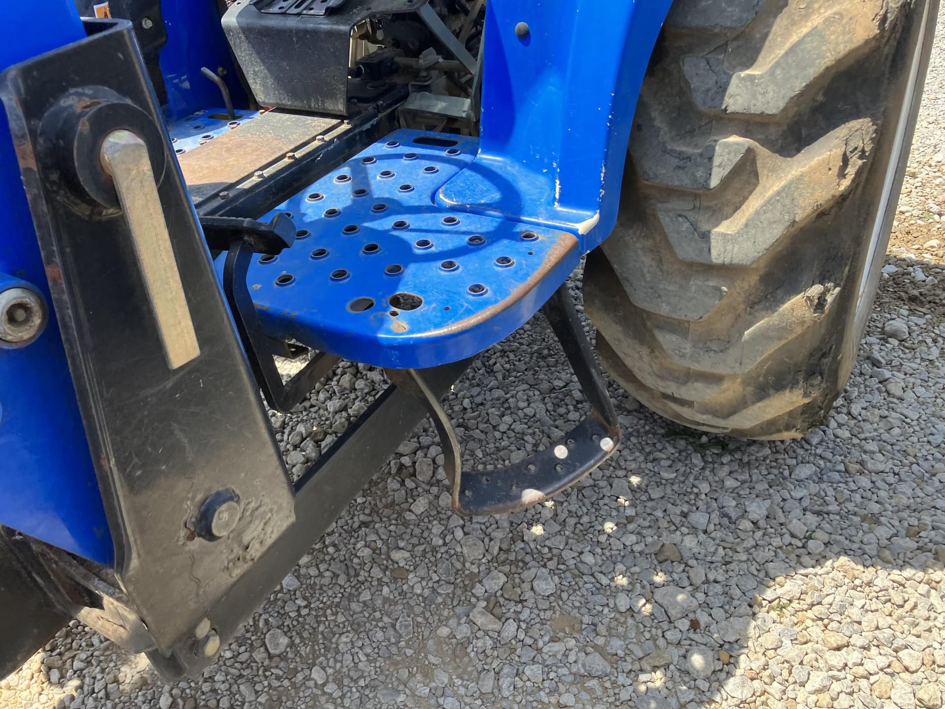 New Holland TC40 Tractors 40 to 99 HP for Sale Tractor Zoom