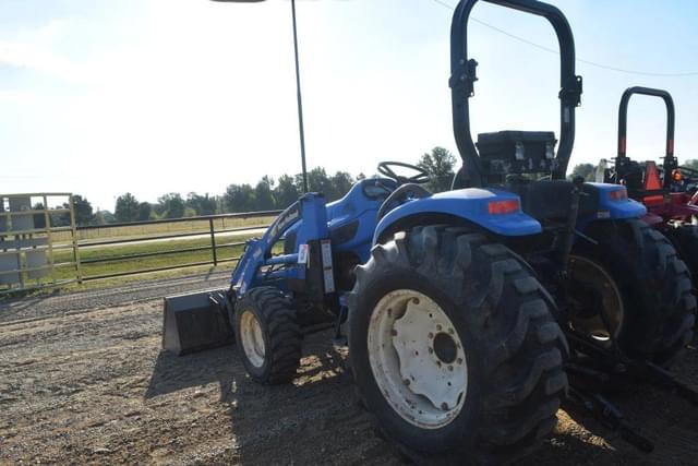 Image of New Holland TC40A equipment image 1