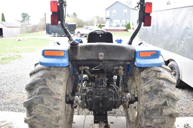 Image of New Holland TC45A equipment image 4