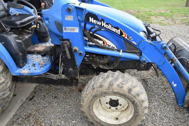 Image of New Holland TC45A equipment image 2
