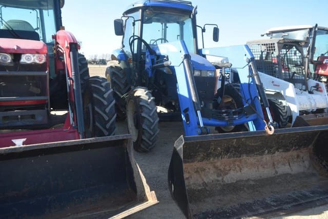 Image of New Holland TD80D equipment image 3