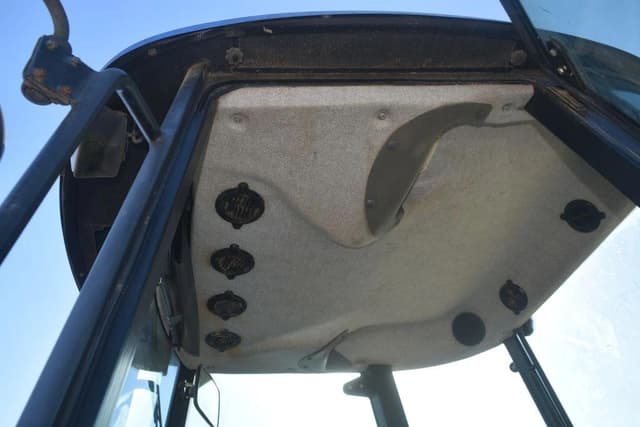 Image of New Holland TD80D equipment image 4