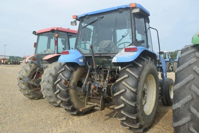 Image of New Holland TL90 equipment image 2