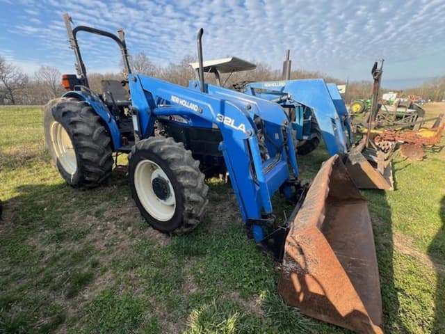 Image of New Holland TN65 equipment image 4