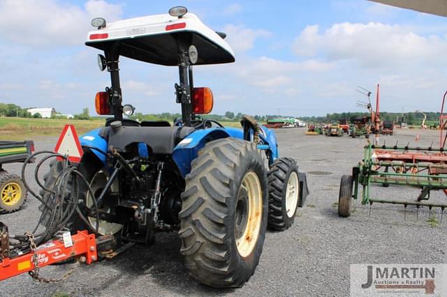 Image of New Holland TN70A equipment image 2