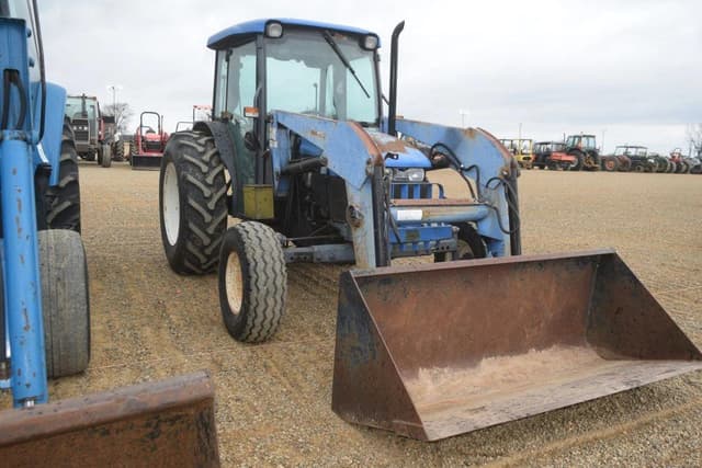Image of New Holland TN75 equipment image 2