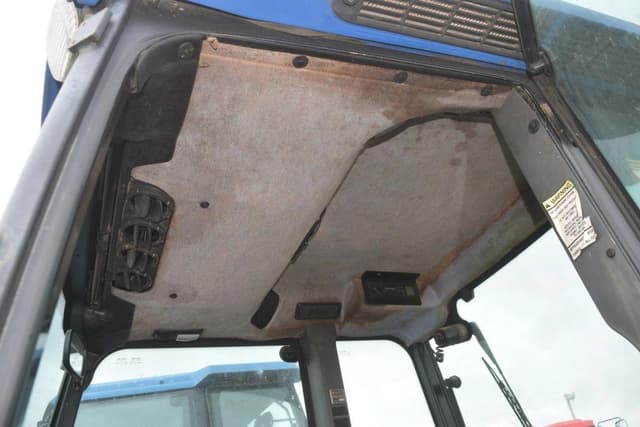 Image of New Holland TN75 equipment image 3