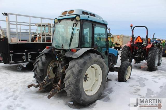 Image of New Holland TN90F equipment image 2