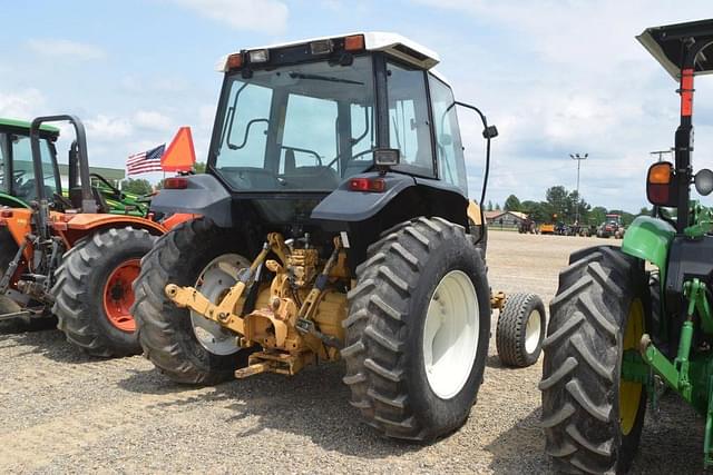Image of New Holland TS100 equipment image 2