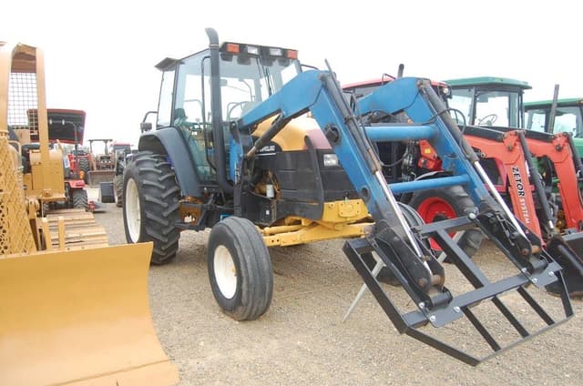 Image of New Holland TS100 equipment image 3