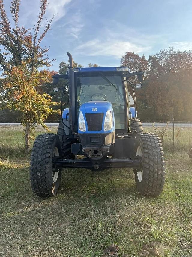 Image of New Holland TS100 equipment image 1