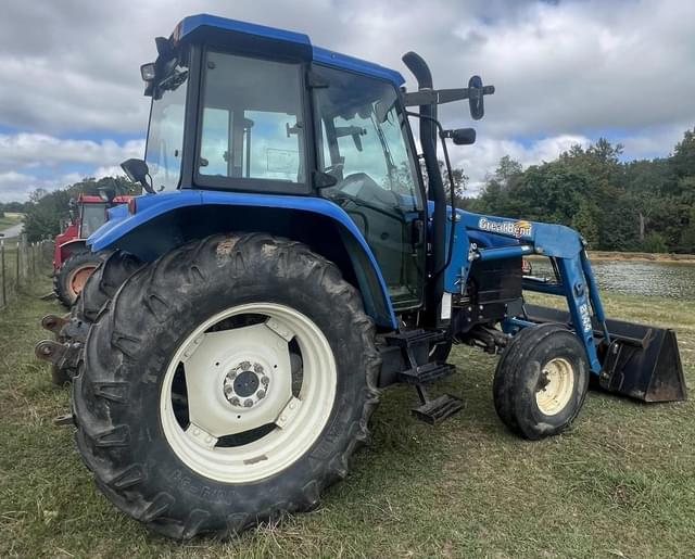 Image of New Holland TS100 equipment image 3