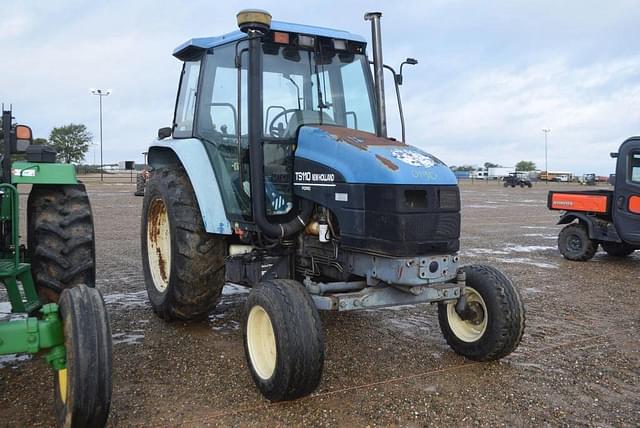 Image of New Holland TS110 equipment image 3