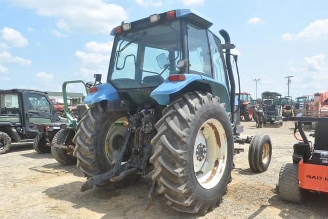 Image of New Holland TS100 equipment image 2