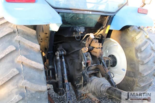 Image of New Holland TS110 equipment image 4