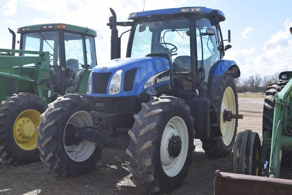 Image of New Holland TS135A Primary image