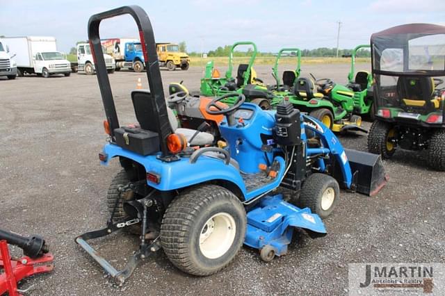Image of New Holland TZ24DA equipment image 2