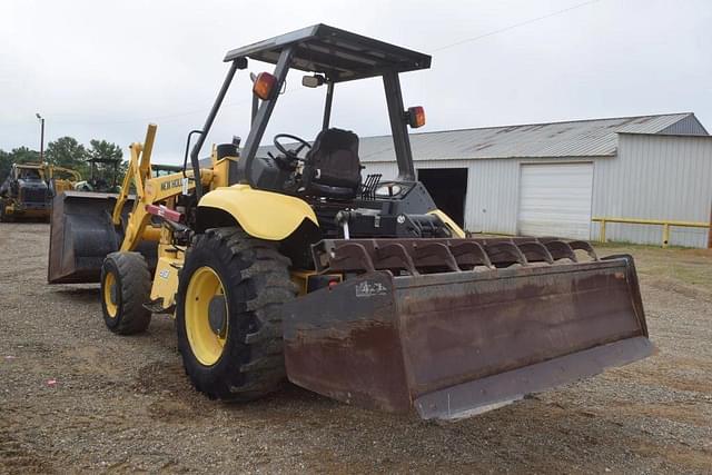 Image of New Holland U80 equipment image 1