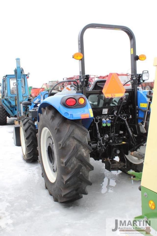 Image of New Holland Workmaster 75 equipment image 3