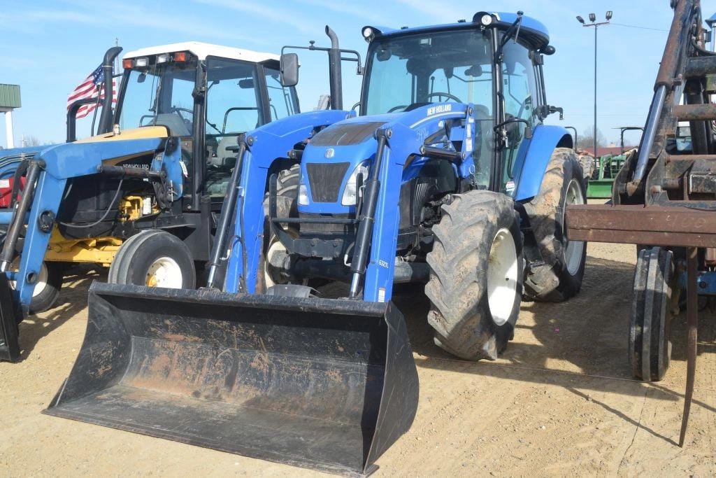 New Holland Workmaster 120 Equipment Image0