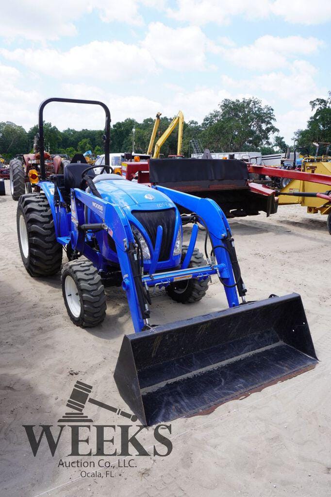 Main image New Holland Workmaster 33