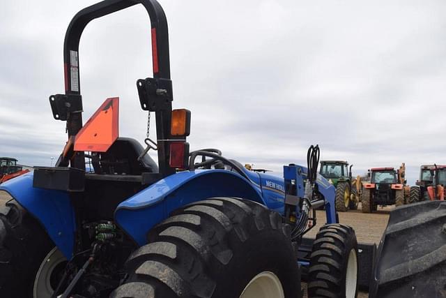 Image of New Holland Workmaster 50 equipment image 2