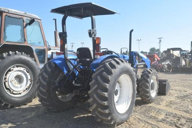 Image of New Holland Workmaster 75 equipment image 2