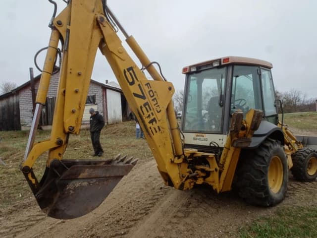 Image of New Holland 575E equipment image 2