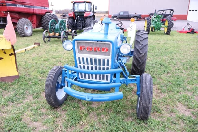 Image of Ford 3000 equipment image 1