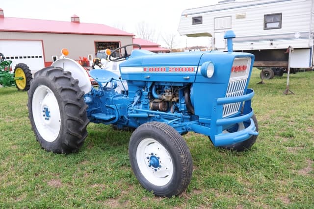 Image of Ford 3000 equipment image 2