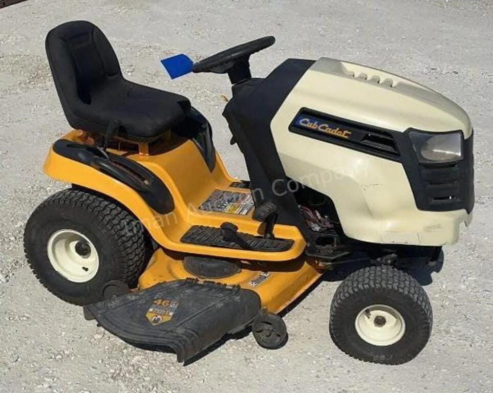 Main image Cub Cadet LTX1045