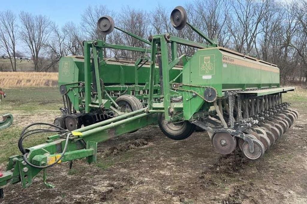 Great Plains Solid Stand 30 Equipment Image0