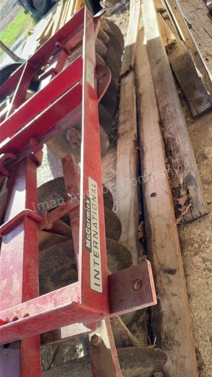 Image of International Harvester 37 equipment image 3