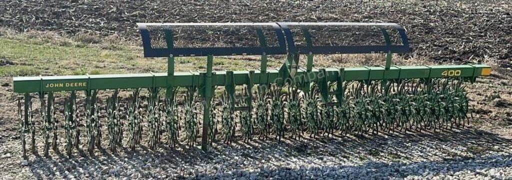 Image of John Deere 400 Image 0