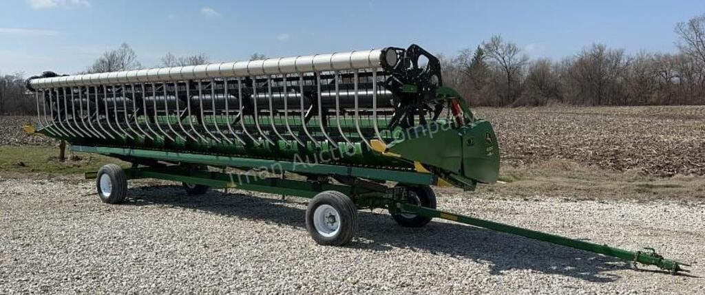John Deere 630F Equipment Image0