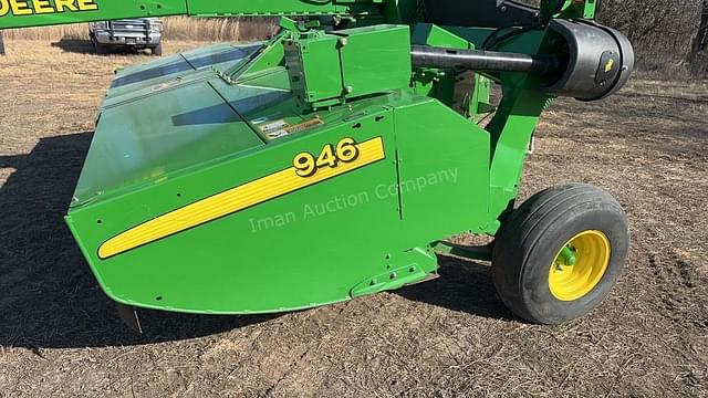 Image of John Deere 946 equipment image 4