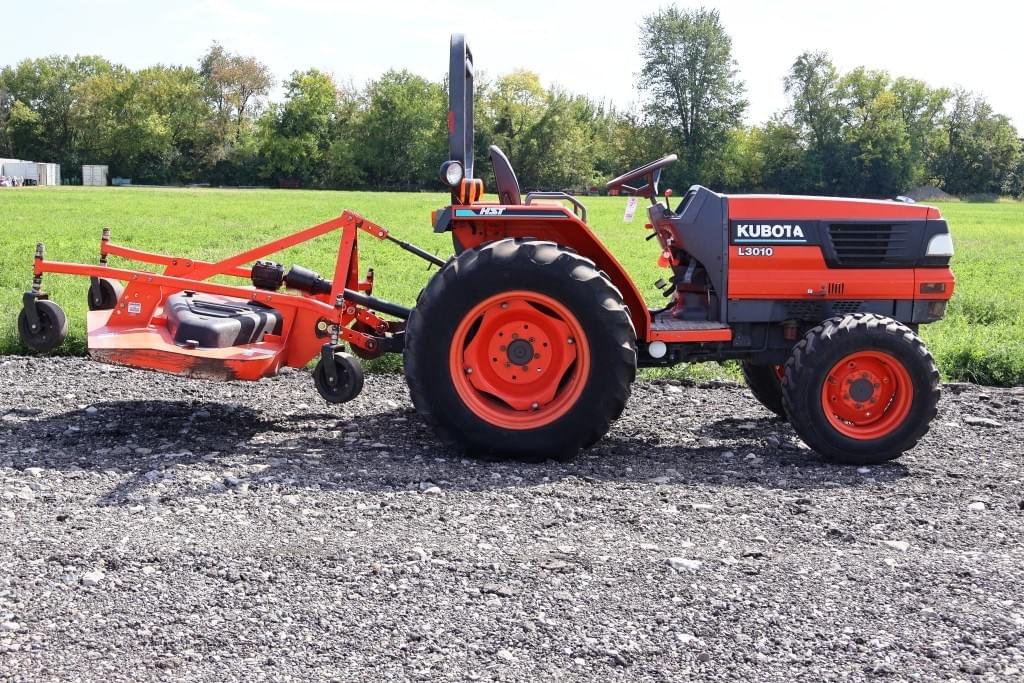 Image of Kubota L3010 Primary image