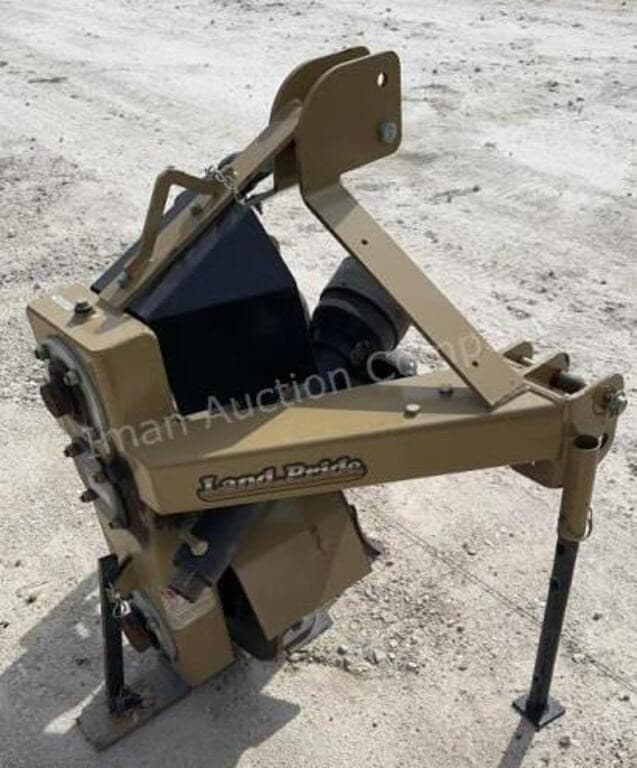 Image of Land Pride DT35 equipment image 3