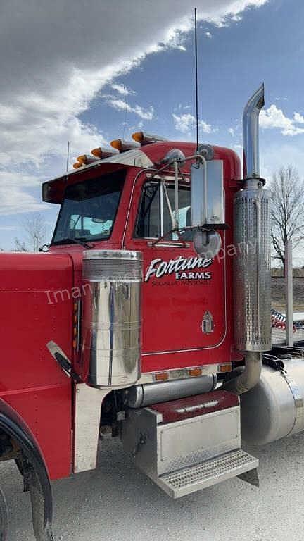 Image of Peterbilt 379 equipment image 4