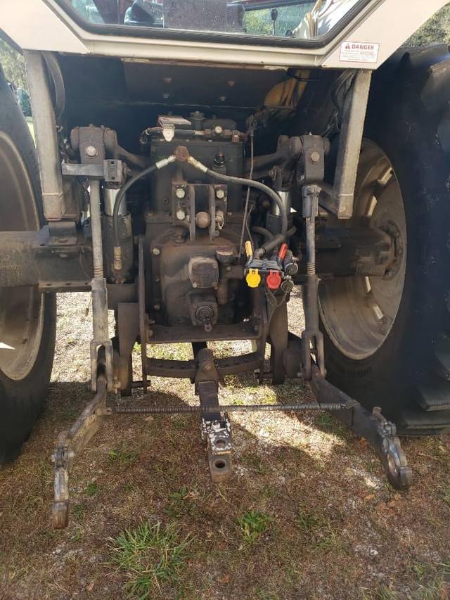 Image of White 2-105 equipment image 4